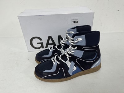 Lot Ganni trainers in midnight blue size EU39 - boxed