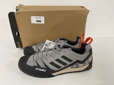 Lot Adidas terrex swift solo 2 trainers in grey...