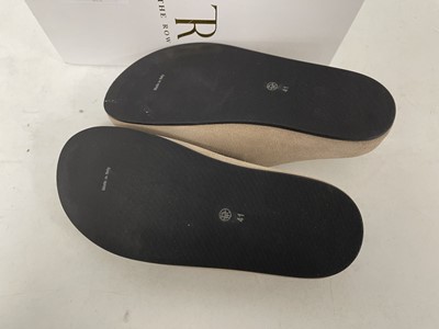 Lot The Row hugo slide sandals in apricot size...