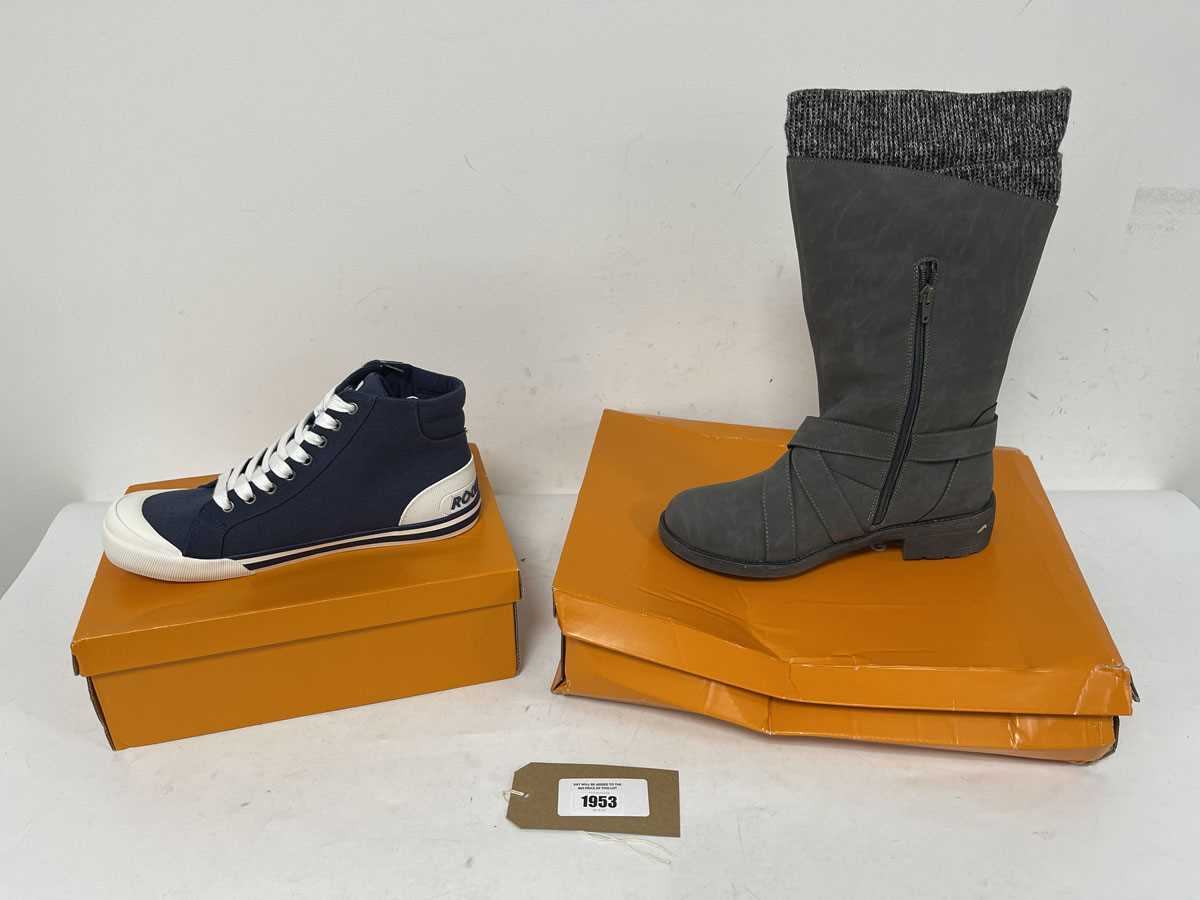 Lot 1953 - 2x Boxed pairs of Rocket Dog shoes both size UK8