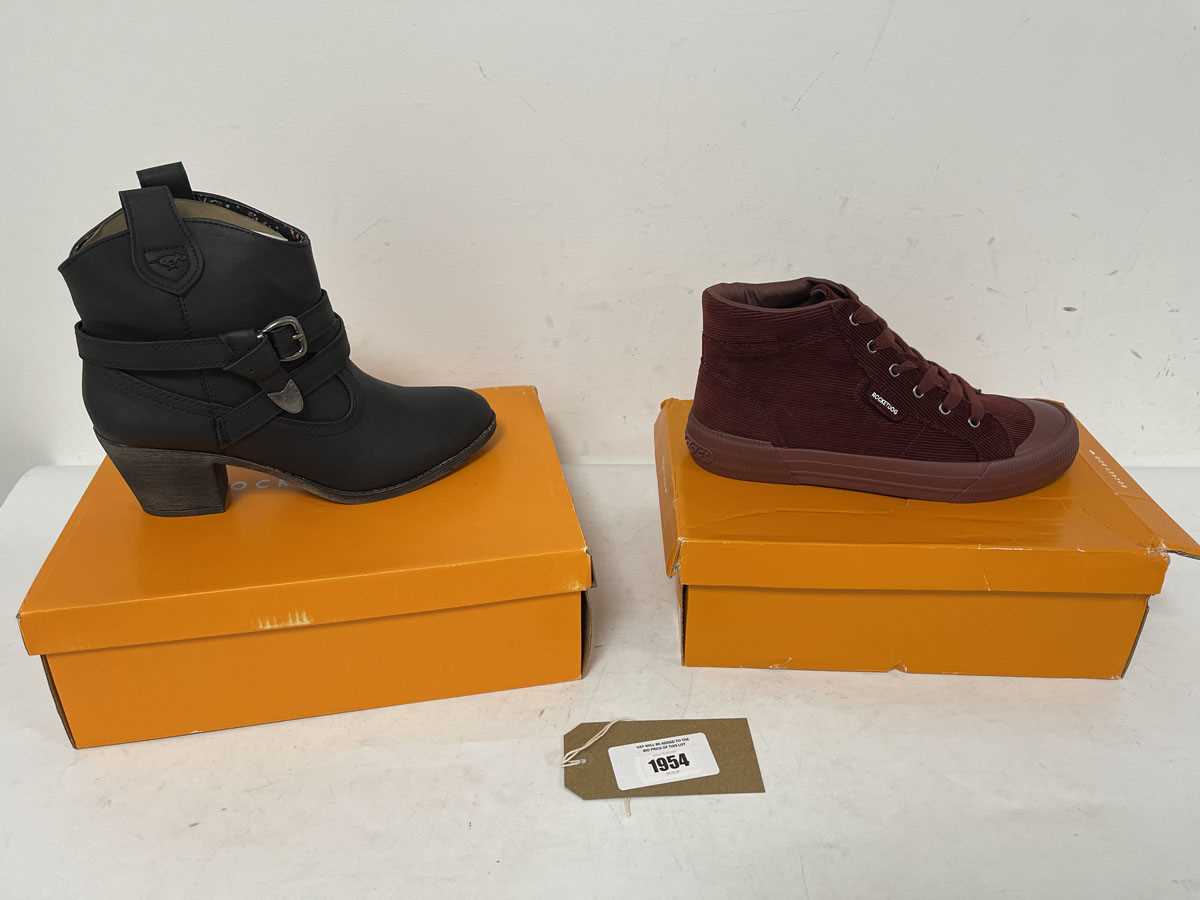 Lot 1954 - 2x Boxed pairs of Rocket Dog shoes both size UK8