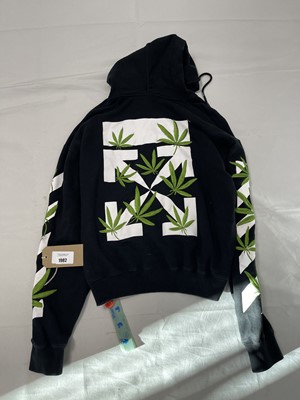 Lot Off-White hoodie in black size large