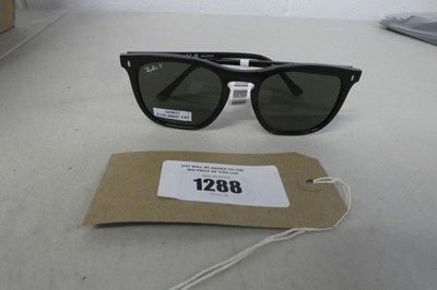 Lot Pair of Ray-Ban polarised sunglasses
