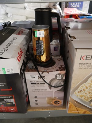 Lot 1790 - Boxed Dualit kitchen kettle, together with 2...