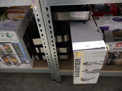 Lot 1793 - Sabatier expandable dish rack, together with 4...