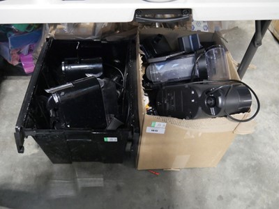 Lot 1813 - 2 boxes containing mixed coffee machines and...