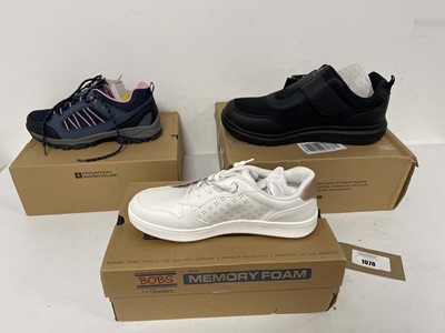 Lot 1890 - 3x Boxed pairs of trainers to include Mountain...