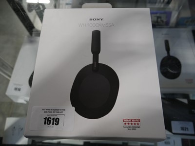 Lot 1619 - Boxed pair of Sony WH-1000XM5SA wireless noise...