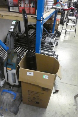 Lot 2096 - Dreame upright cordless vacuum cleaner