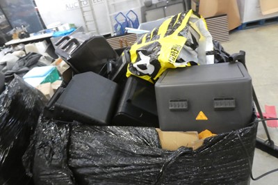 Lot 2040 - Pallet containing a large quantity of digital...