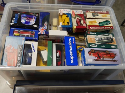 Lot 1404 - Clear plastic crate containing scale model...