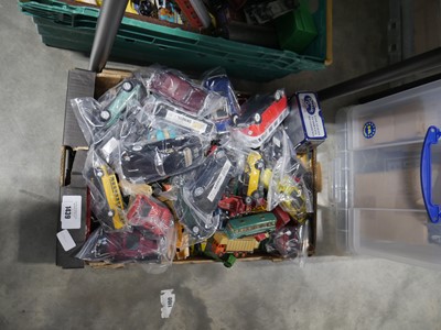 Lot 1439 - Shallow cardboard tray of various die cast...