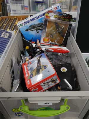 Lot 1458 - Grey plastic crate containing a range of...