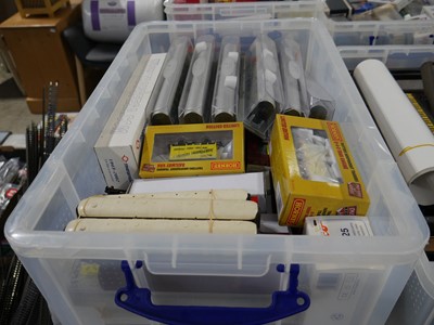 Lot 1477 - Clear plastic crate containing boxed, cased...