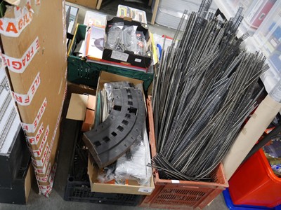 Lot 1478 - Large quantity of various gauge scale model...