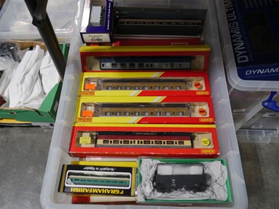 Lot 1484 - Clear plastic crate containing Hornby, Lima...