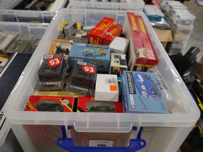 Lot 1485 - Clear plastic crate containing range of...