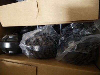 Lot 1491 - 2 boxes of Star Wars Rogue One 20" Raven pilot...