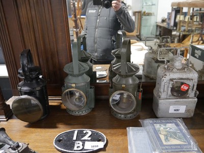 Lot 1497 - 4 metal railway lanterns