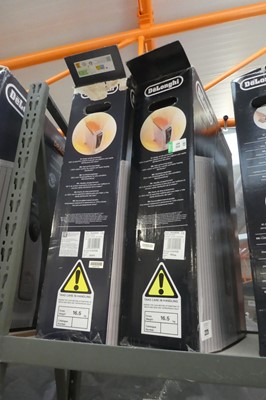 Lot 2225 - 2 boxed De'Longhi Dragon 4 Pro electric oil...