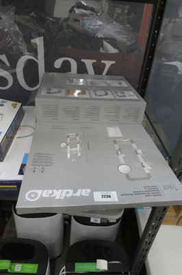 Lot 2238 - 2 Artika Trent shower caddies