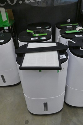 Lot 2252 - Unboxed MeacoDry Arete Two 18L electric...