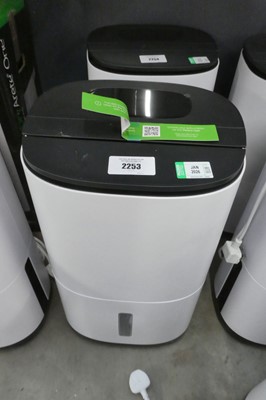 Lot 2253 - Unboxed MeacoDry Arete Two 18L electric...