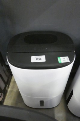 Lot 2254 - Unboxed MeacoDry Arete Two 18L electric...