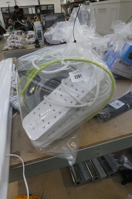 Lot 2281 - Masterplug 25m cable reel with 3 Belkin...