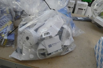 Lot 2291 - Small bag of electrical sockets, switches,...