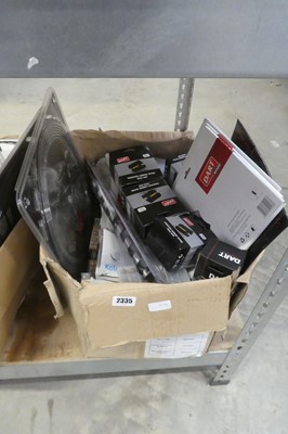 Lot 2335 - Box containing a large quantity of Dart...