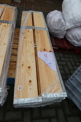 Lot 2397 - 10 wooden pallet collars
