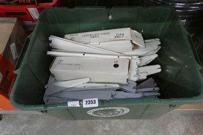 Lot 2353 - Green crate containing a large quantity of...