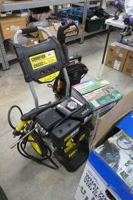 Lot 2364 - Champion 2600 PSI petrol pressure washer