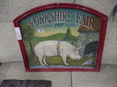 Lot 1529 - 'Yorkshire Fayre prize pig' plaque