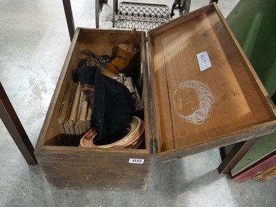 Lot 1533 - Wooden box with contents of various...