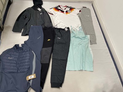 Lot Selection of sportswear to include Under Amour,...