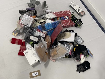 Lot Selection of mixed paired socks