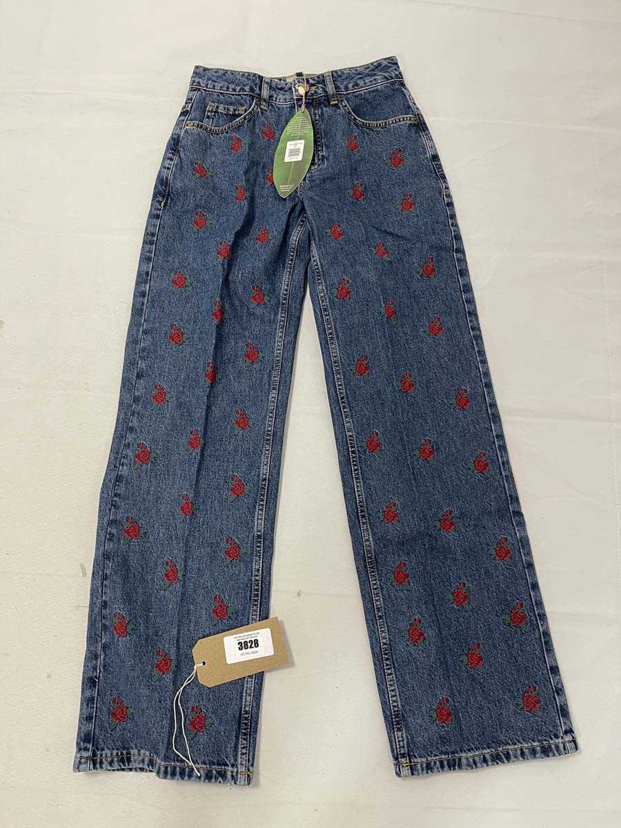 Lot Farm Rio flower embroidered denim jeans size...