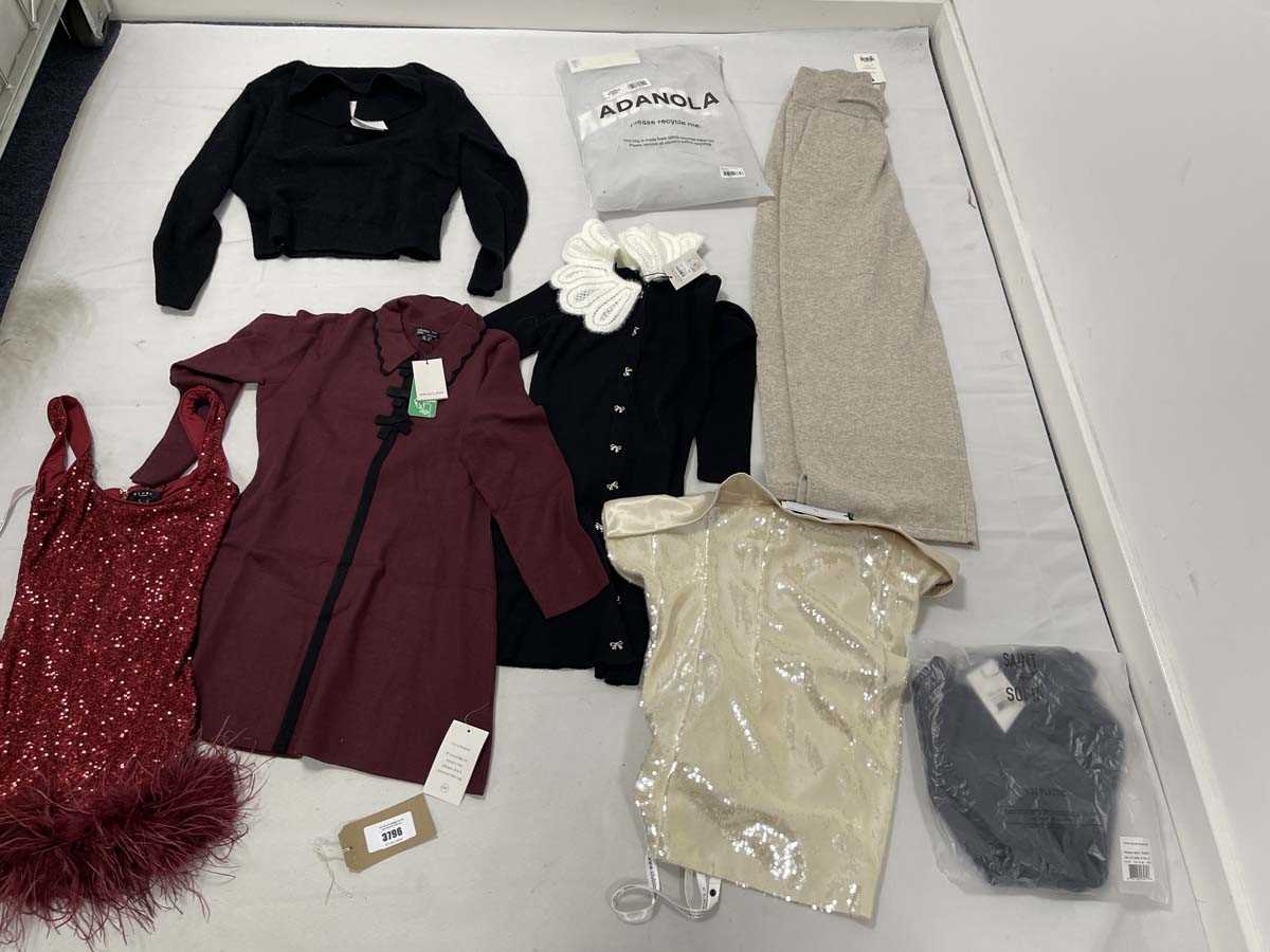 Lot Selection of clothing to include Blakely, &...