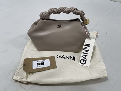 Lot Ganni handbag in oyster grey with dust bag