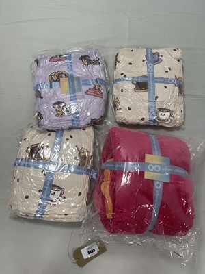 Lot 4x The Oodie in various styles