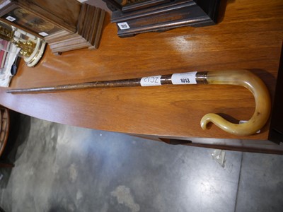 Lot 1013 - Walking stick with horn handle