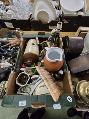 Lot 437 - A tray containing assorted ceramic and...