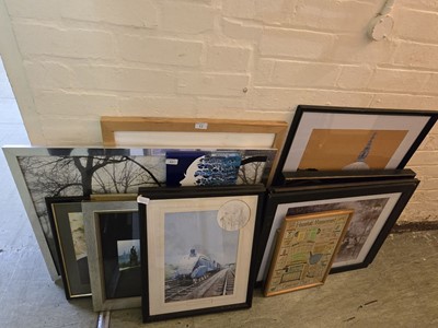 Lot 12 - A large quantity of pictures on various...