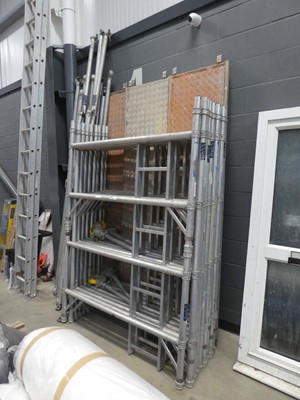 Lot 4281 - Scaffolding tower (disassembled)