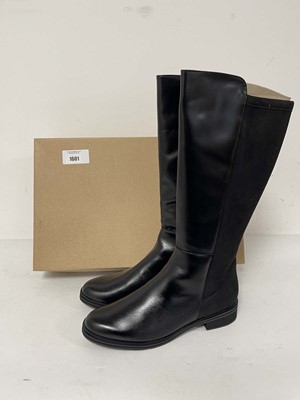 Lot Piesanto EU45 adorno boots in black - boxed