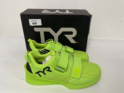 Lot TYR UK13 L-2 lifter trainers in lime - boxed