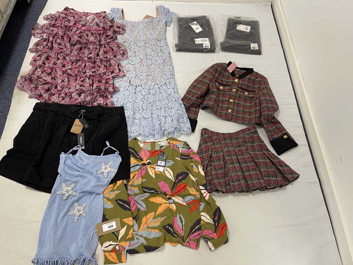 Lot Selection of clothing to include Saint + Sofia,...