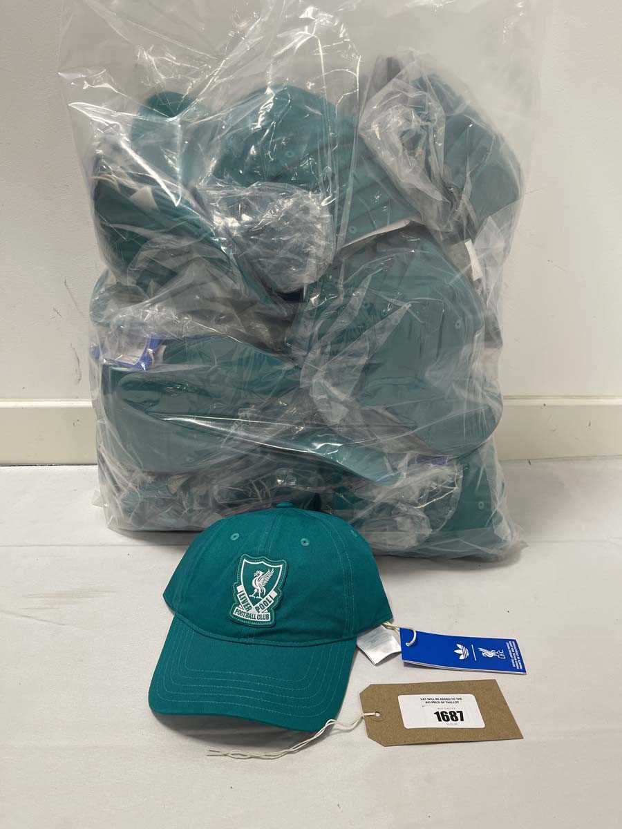 Lot Large quantity of Adidas LFC 3 caps